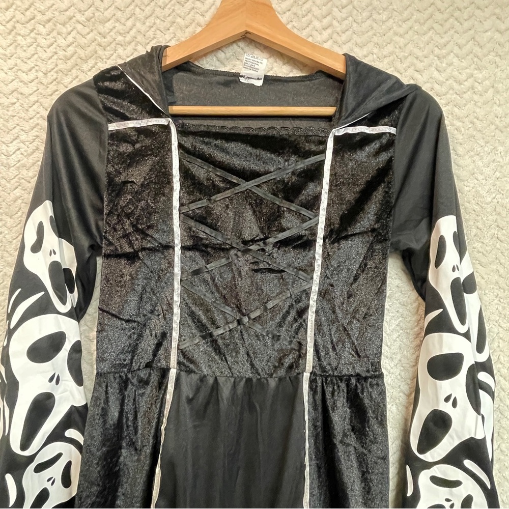Black & white Velvet Scream‎ Ghostface Hooded costume Youth XL - Picture 7 of 8